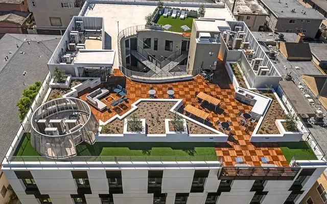 Solaire Venice 1