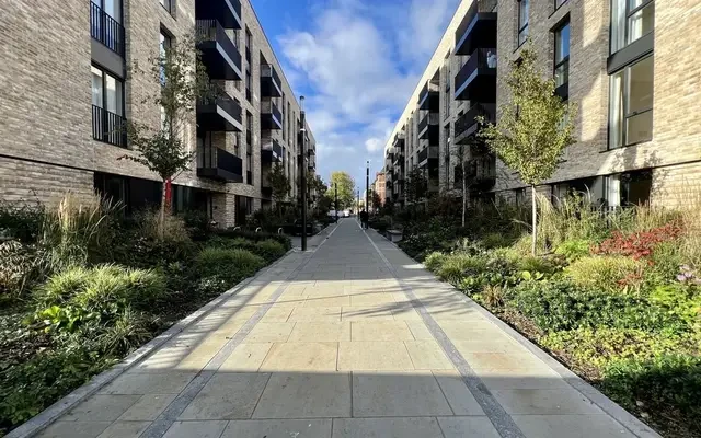 Fisherton Street 11461# 1
