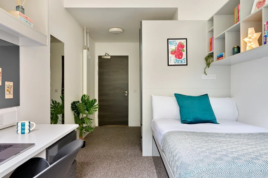 Silver Ensuite - Single Occupancy