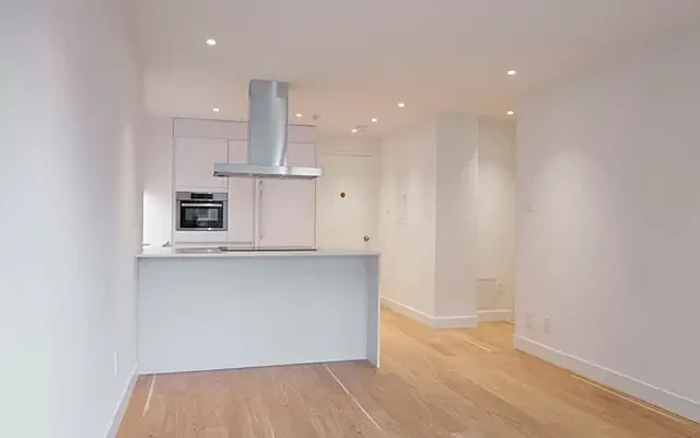 3468 Rue Drummond 2