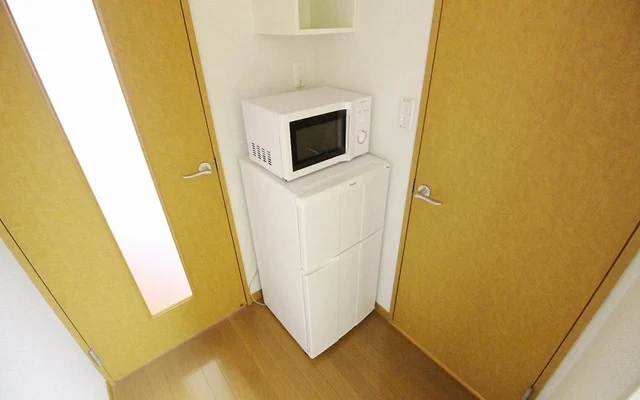 レオパレスヒヨシ 4