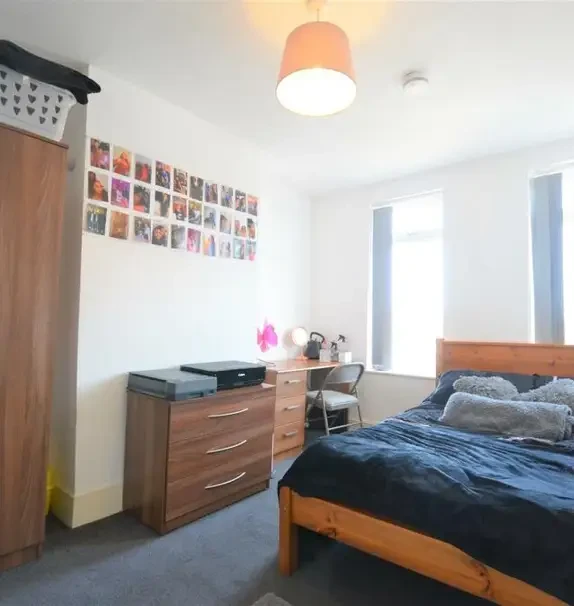 Entire Place·5B2B···132 Milner Road, Selly Oak