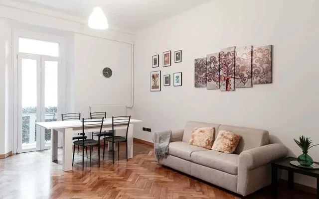 Apartment in Viale Varese 0