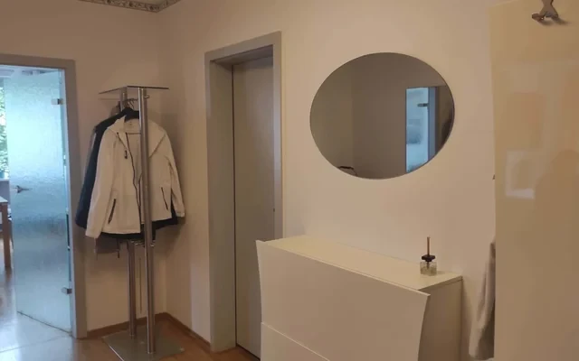 Wohnen auf Zeit: 3-Zi.-wohnung, traumhafte Lage, nahe Klinikum 3