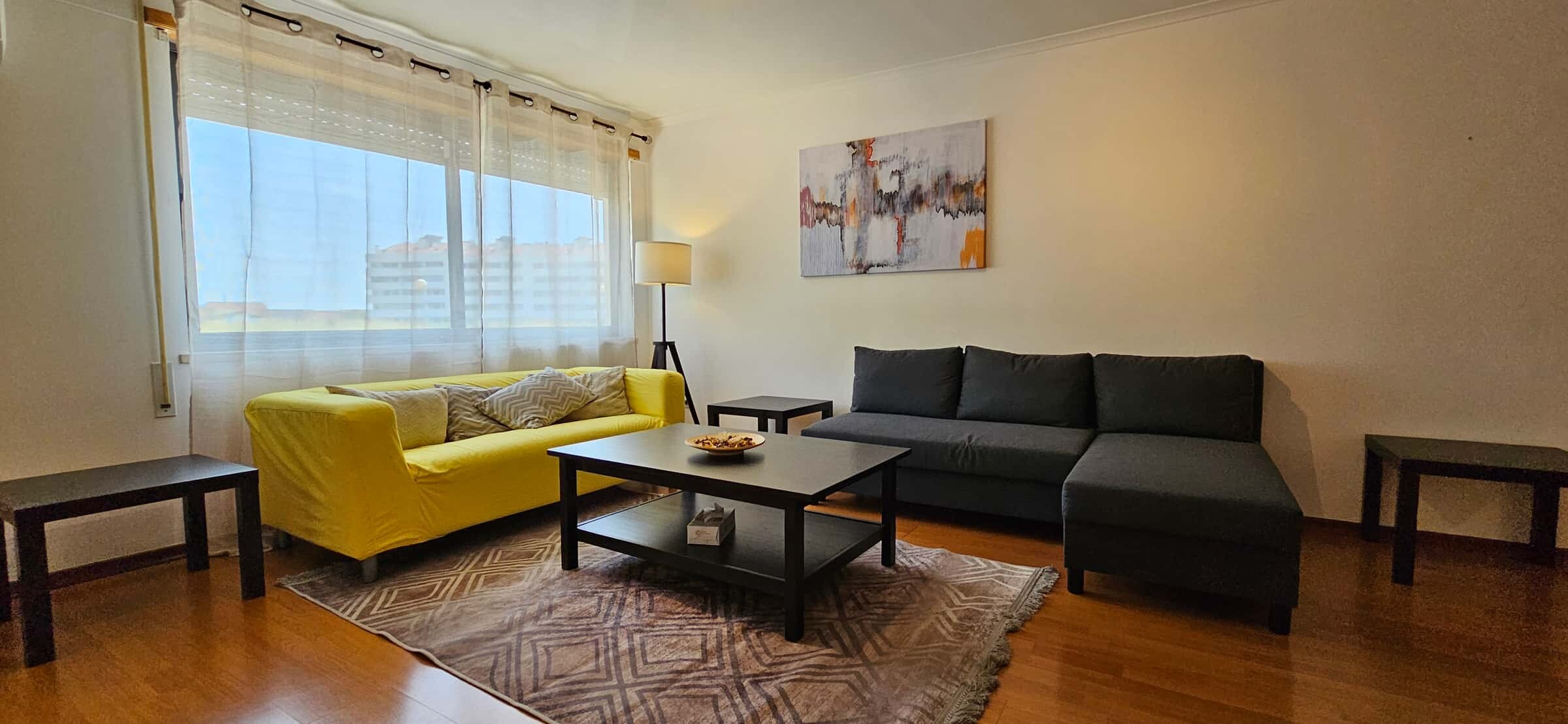 2-bedroom apartment in Rua Jose de Almada Negreiros, Montijo