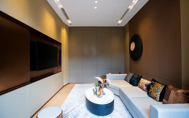 Cresher Executive Apartment 3