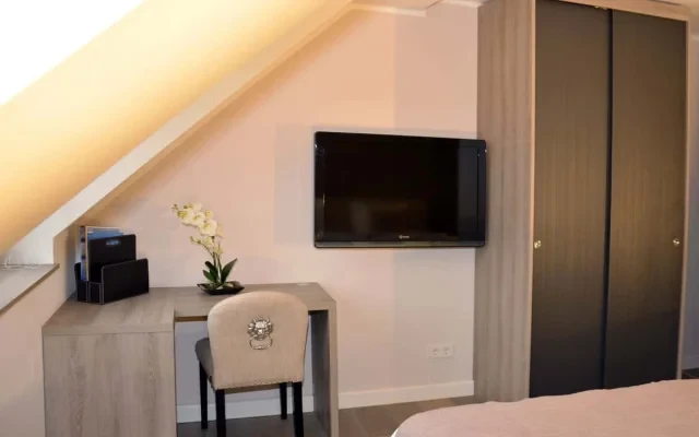 iEIGHT- Cosy Apartment in the center of Dusseldorf 2