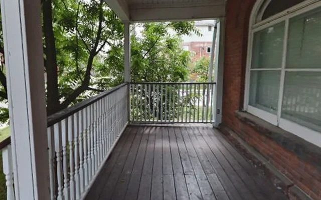 396 Alfred Street 1