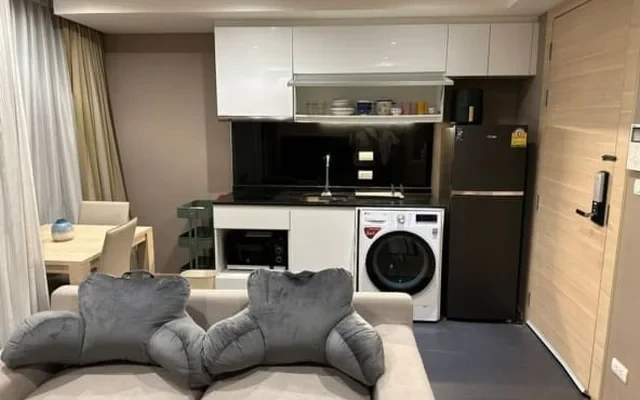 1-BR Condo for Rent, ฿24,000/month, Klass Silom 4
