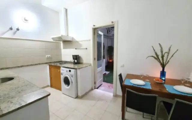 studio in El Raval (Ciutat Vella) 3