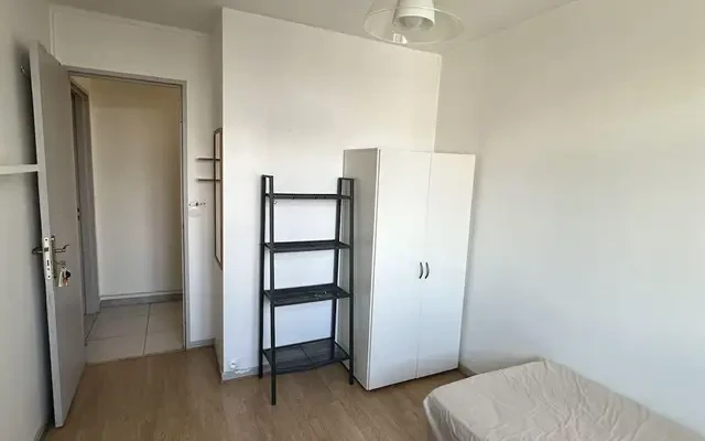 Ivry-sur-Seine 94e·12m²·F1·Studio·With furniture 2