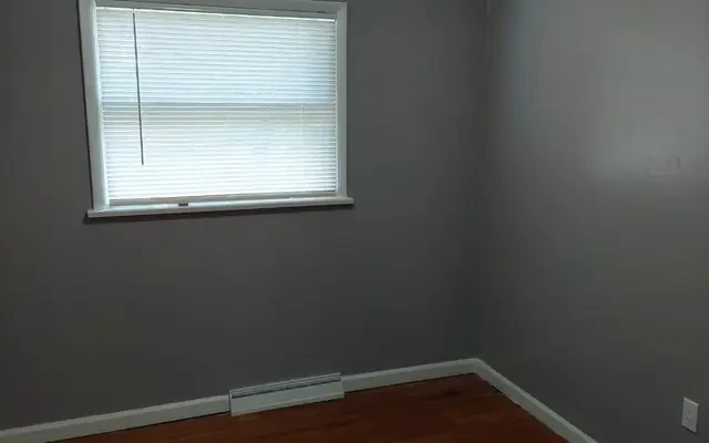 895 Fox Court 1