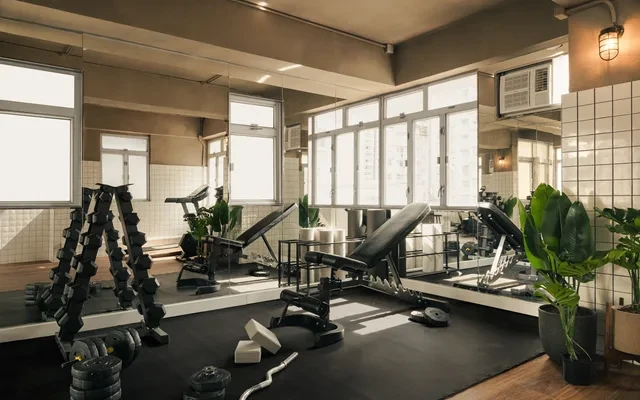 98-104 Reclamation Street, Jordan, Kowloon, Yuè Residence - chỗ ở sinh viên tại Hồng Kông Trung Quốc - Phòng gym