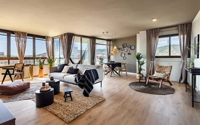 Jalu - 3 bedrooms and terrace in Sant Gervasi 0