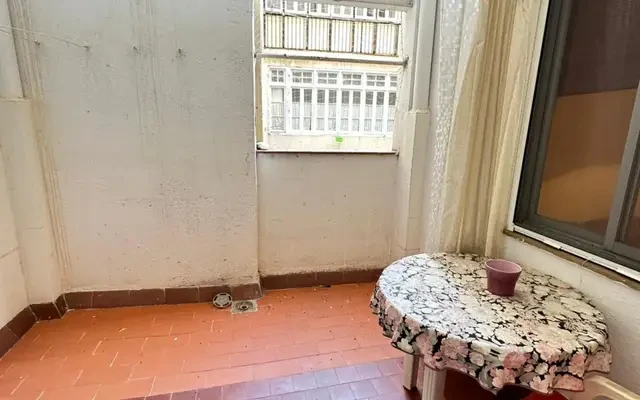 Luminous double bedroom near Parc de la Ciutat 3