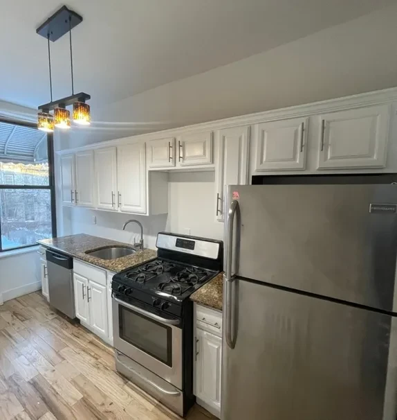 595 Kosciuszko Street, New York