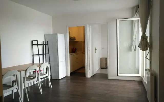 Vitry-sur-Seine 94e·100m²·F5·Appartement·With furniture 0