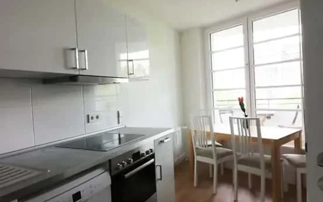 Wundervoll moeblierte 2-Zimmer-Wohnung in Berlin-Mitte 1