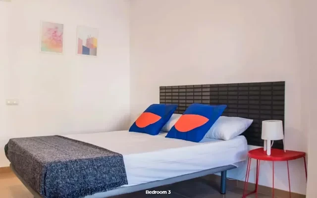 Carrer Cirilo Amoros Valencia 46004 Spain 2