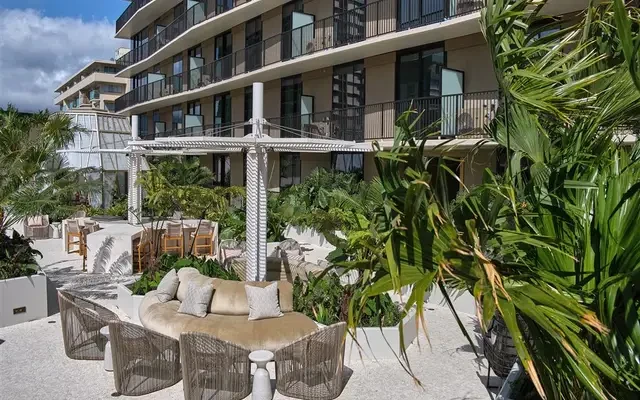 Lilia Waikiki 0