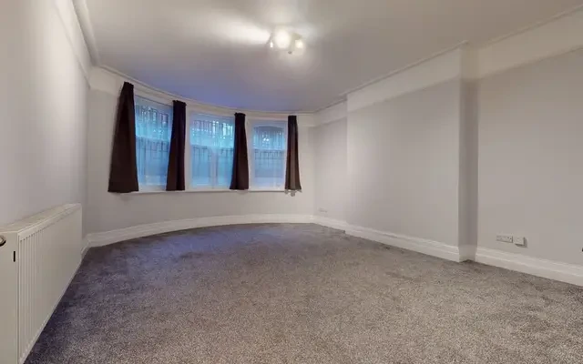 Transept Street 11250# 4