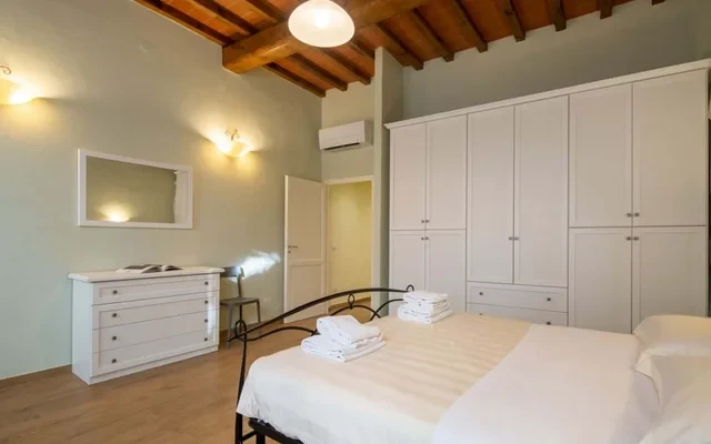 Santo Spirito Bright Flat 3
