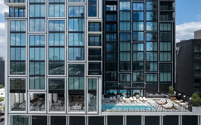 Emmi Midtown 2