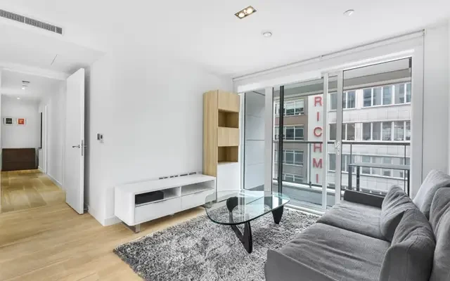 Avantgarde Place, London, E1 1