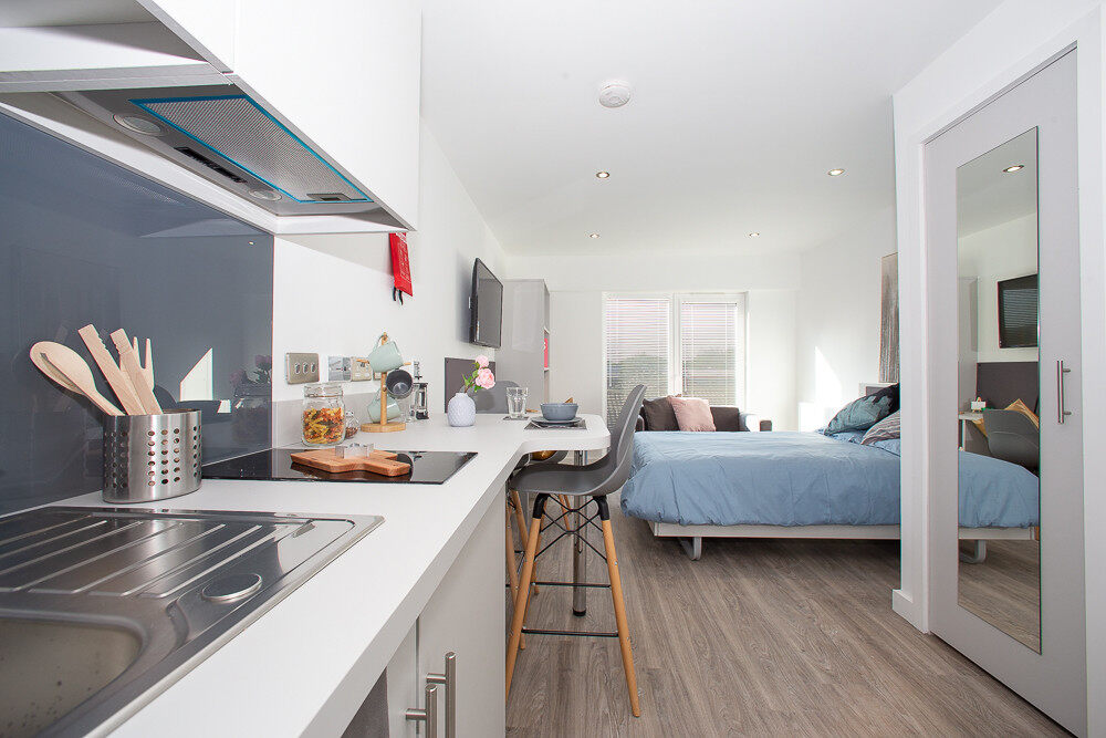 Bronze Plus Studio (floor G,1,2&3)