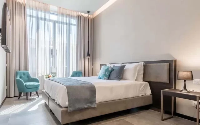 Exceptional room near the Duomo 2
