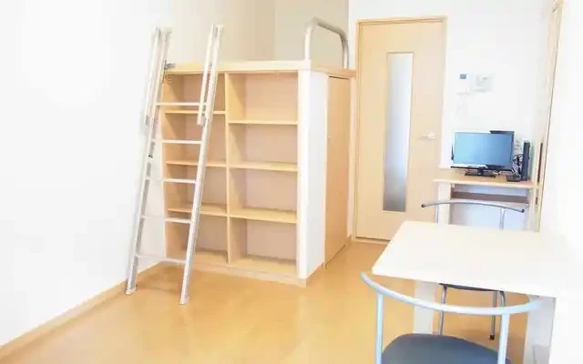 レオパレス雅 4