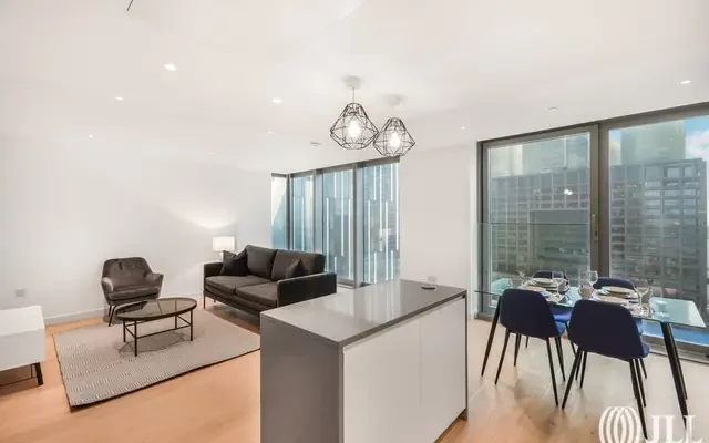 Landmark Pinnacle, London E14 3