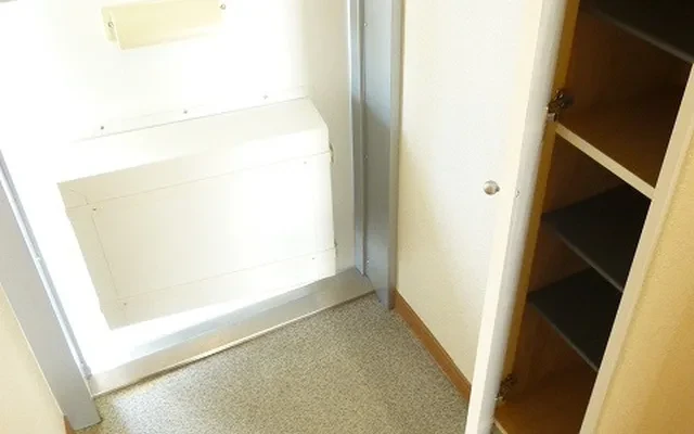 レオパレスプレミール 4