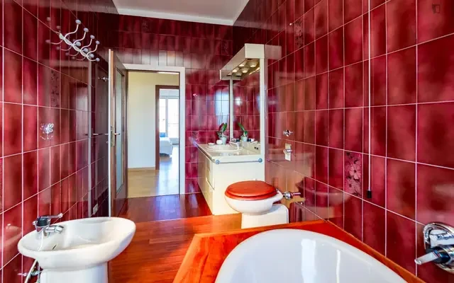 Spacious and modern apartment near Università degli Studi di Milano - Dipartimento di Informatica 4