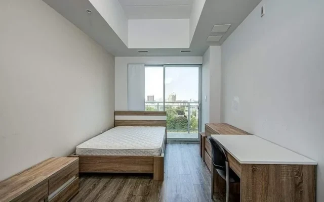 280 Lester Street 3