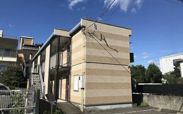 レオパレスひだまり 0