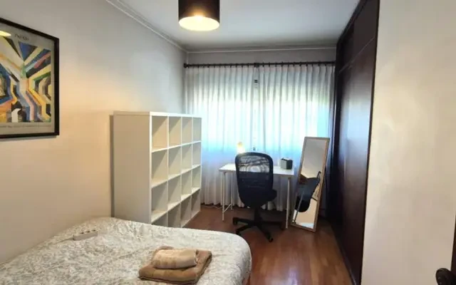 apartment near R. Teixeira de Pascoais - chỗ ở sinh viên tại Guimaraes - All bills included Double Bedroom close to Minho University 3
