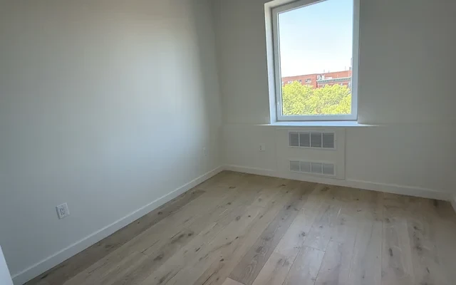 1861 Amsterdam Avenue 3