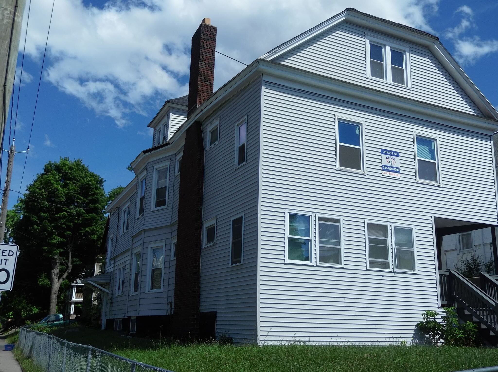 301 Maple St 3