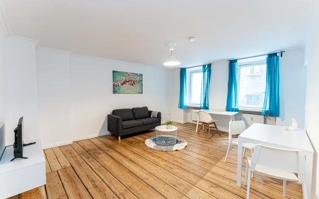 Two Room Apartment 0