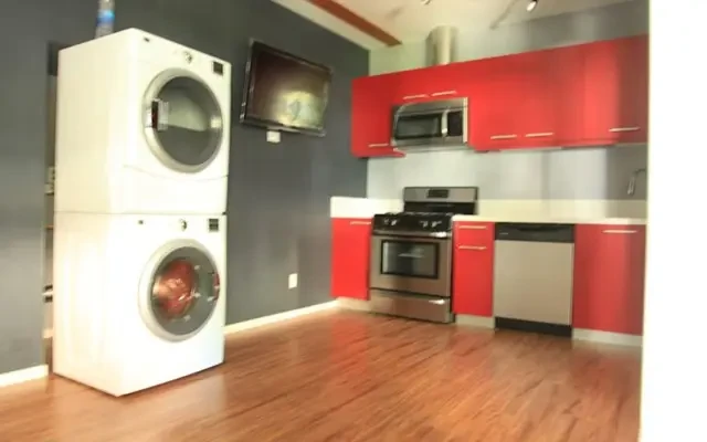 2711 Orchard Ave, #1 1