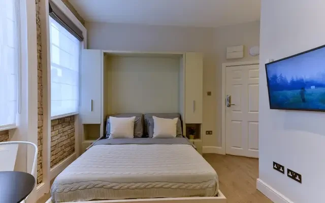 studio in Hampstead 4
