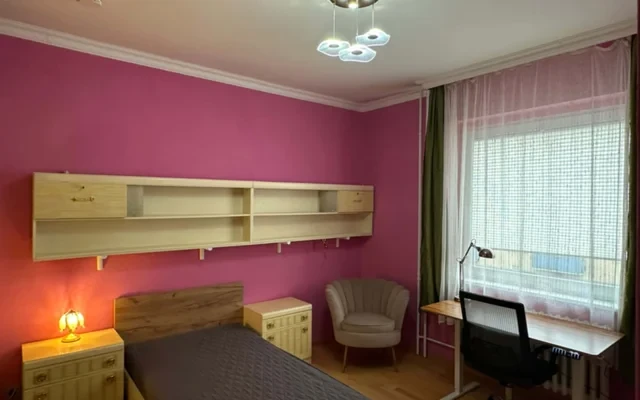 Private Room in a Furnished Apartment for International Students or Academics 0