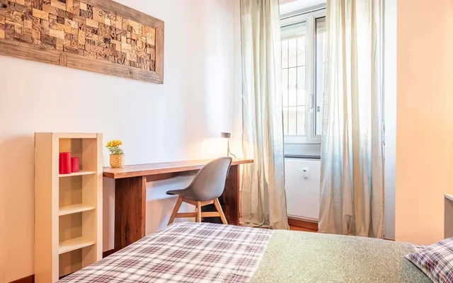 VIA SANTA RITA DA CASCIA 35 <br> PRIVATE ROOM S1 3
