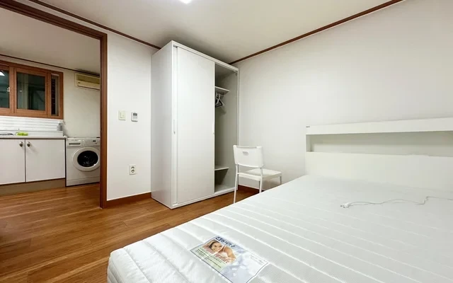 Check-in Seoul_Sinchon10 0