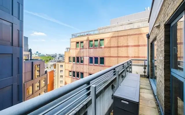 Aldersgate Street, London, EC1A 4HU 4