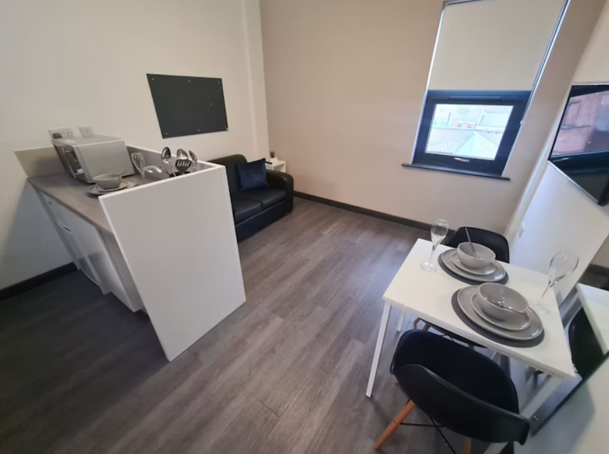 Studio - Platinum - Top Floor