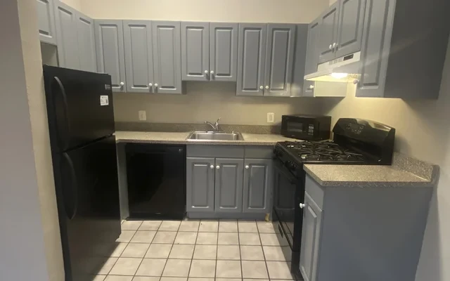 CA - 403 South 41st Street 2