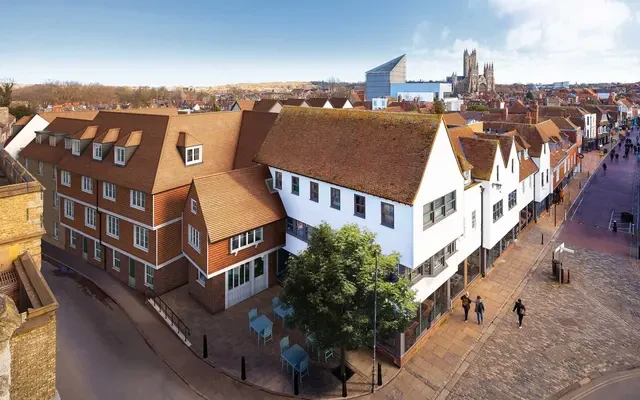 Westgate One 0