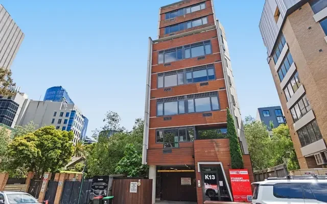 Student Living on Raleigh 4